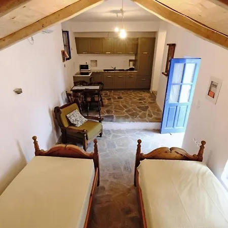 The Donkey House, Pragmatefti Σπίτι διακοπών Λεωνίδιο