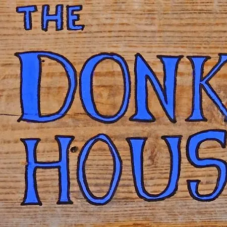 The Donkey House, Pragmatefti Σπίτι διακοπών *
