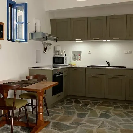 بيت للعطل The Donkey House, Pragmatefti *