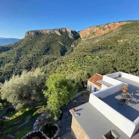The Donkey House, Pragmatefti Holiday home Leonidio